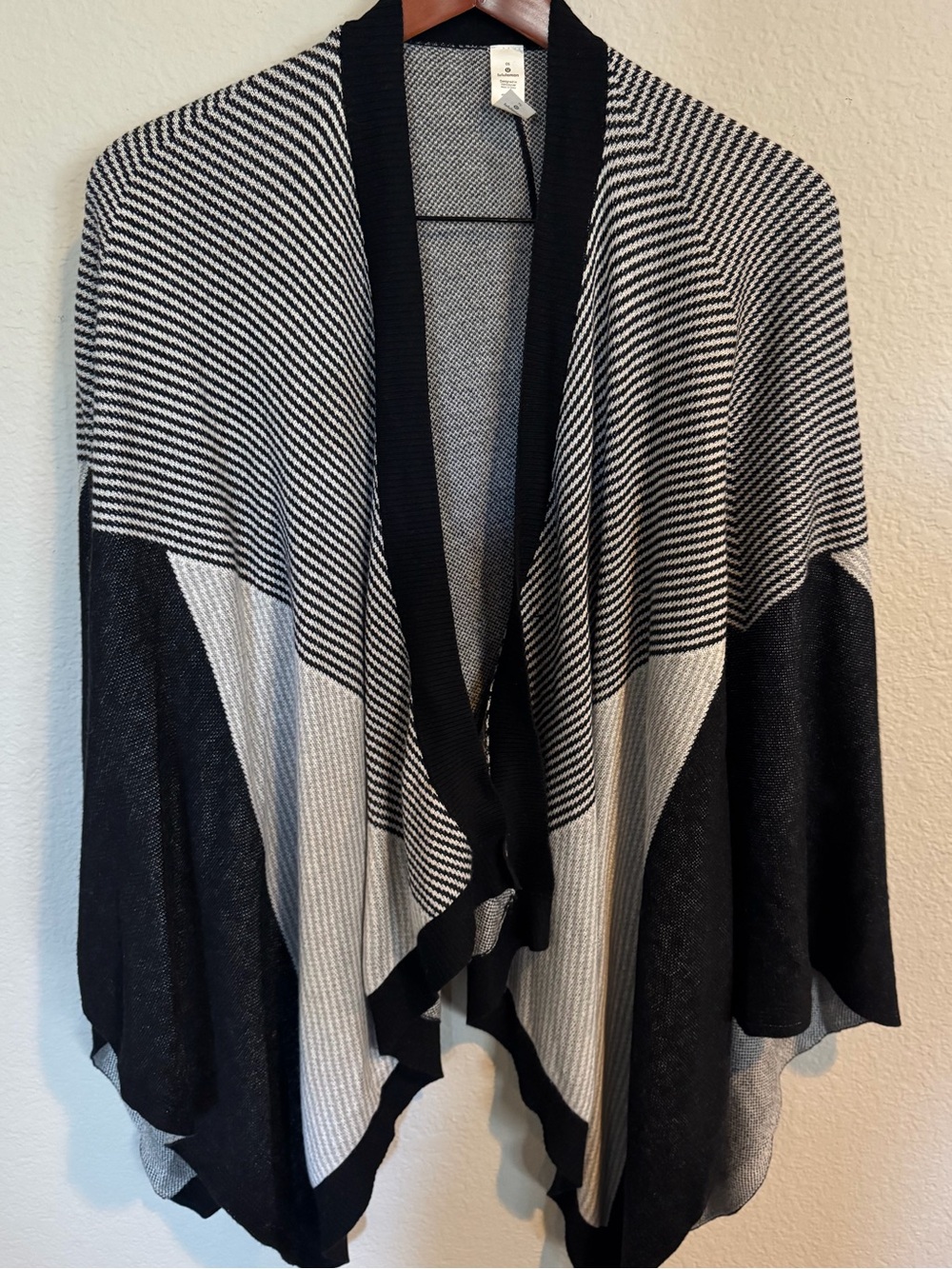 Lululemon Cashmere Blend Serenity Wrap O/S